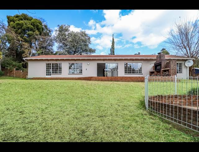 3 BEDROOM FREESTANDING SOLD IN WENDYWOOD